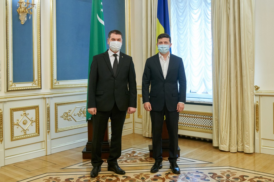 Володимир Зеленський прийняв вірчі грамоти у послів Туркменістану, Палестини, Португалії та Азербайджану