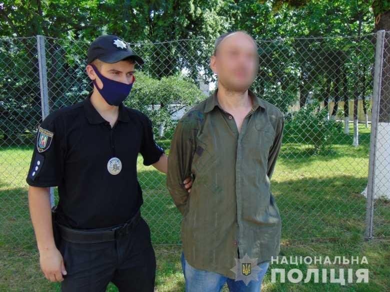У Києві чоловік хотів підірвати багатоповерховий будинок
