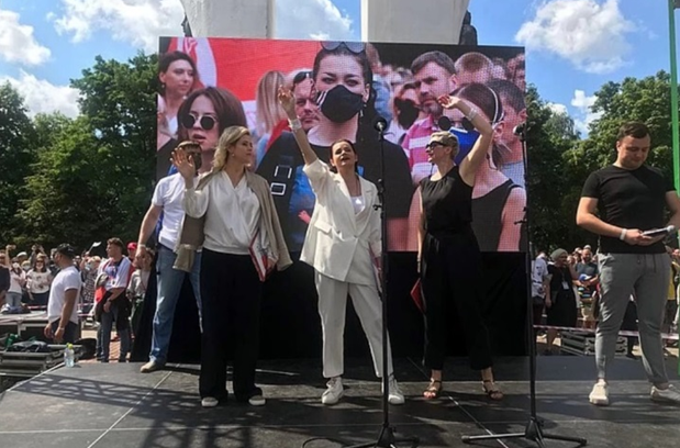 Вероніка Цепкало, Світлана Тихановська, Марія Колесникова (Фото: kp.ru)