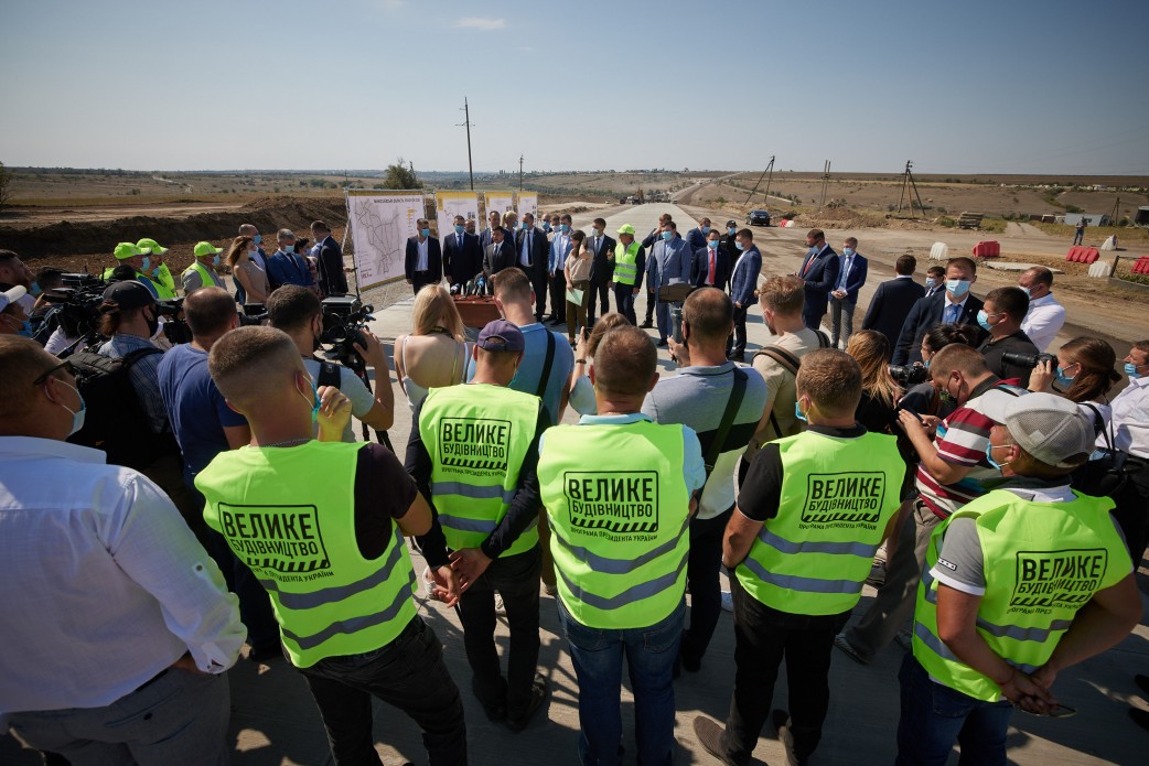 Президент: Ніхто не розуміє, наскільки важкий COVID-19, поки не захворіє рідна людина