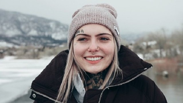 Актриса Дейзі Коулмен наклала на себе руки в 23 роки